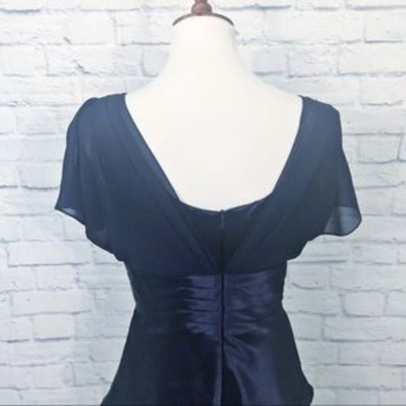 Patra Navy Layered Formal Dress Size 8 - Picture 5 of 7